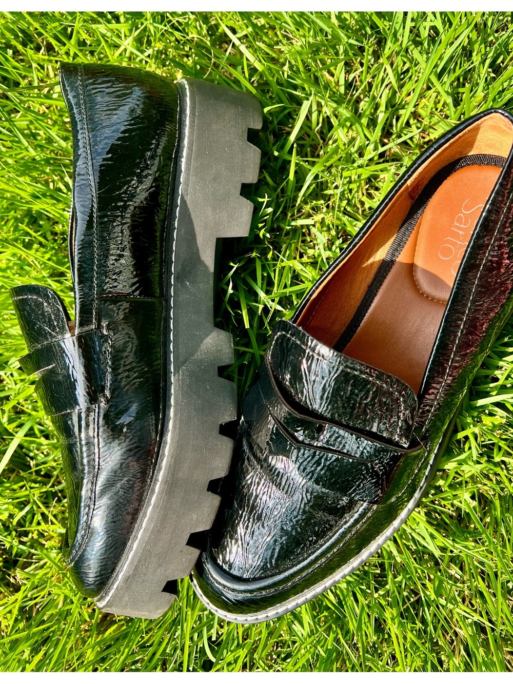 Women’s Franco Sarto 8W chunky platform black patent y2k loafers BALIN lug sole